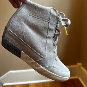 Sorel Out N About gray wedge high top sneaker SIZE 9.5